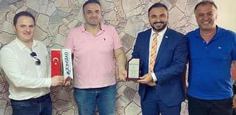 Sn. Nejdet Tıskaoğlu, Sn. Erol Nalbant ve Sn. Asım Cumhur Güner, Karaelmas Kalkınma Derneği Kurucu Derneği Sn. Metin Kara ve Sn. Ziya Öncan'ı Ziyaret Etti.