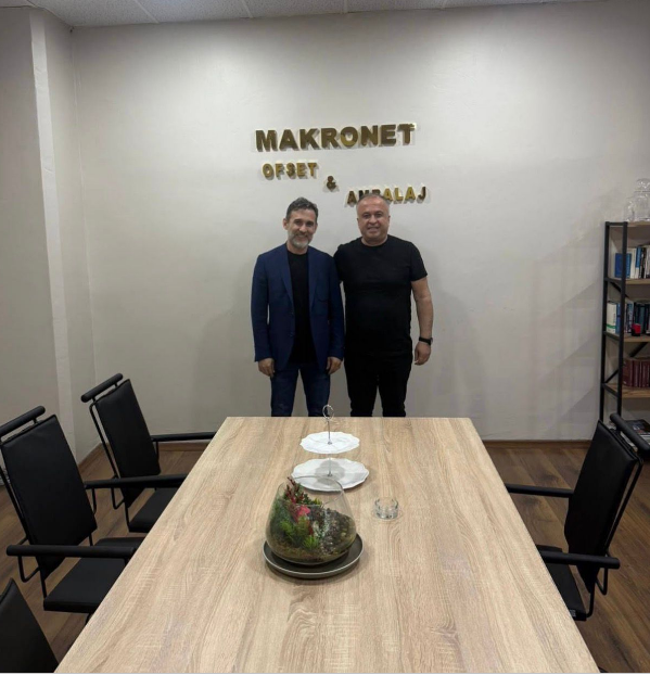 Makronet Ofset Ambalaj ve Kırt. San.Tic. Ltd. Şti. Yönetim Kurulu Başkanı Sayın Erol Nalbant’ı makamında ziyaret 