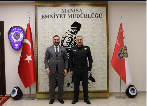 Manisa İl Emniyet Müdürü Sayın Fahri AKTAŞ’ı makamında ziyaret ettik