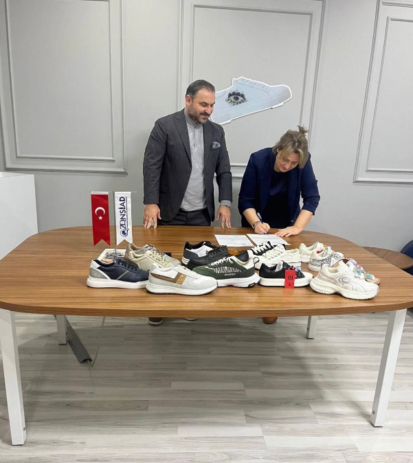 Onurlu Ayakkabı Yönetim Kurulu Başkanı Sayın Halime Kırışık