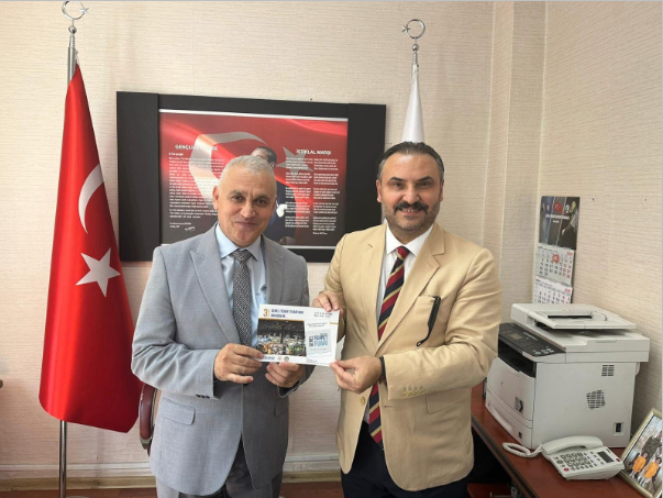 Zonguldak Sanayici ve İş İnsanları Derneği (ZONSİAD) olarak; Çaycuma Özel İdare Müdürü Sayın Kemalettin Yaşar’ı makamında ziyaret ettik.