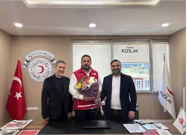  Zonguldak Türk Kızılay İl Merkez Başkanı Sayın Kürşat Yağız‘ı yeni atanmasını tebrik etmek maksadıyla, makamında ziyaret ettik