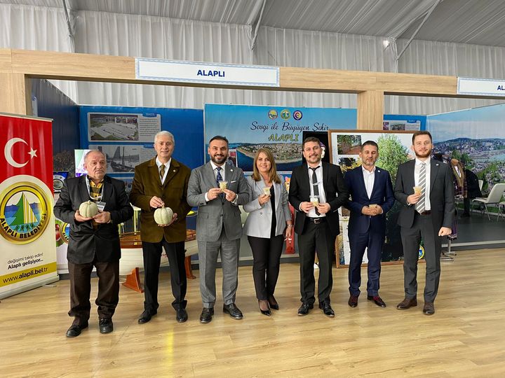 Alaplı Belediyesi standını ziyareti