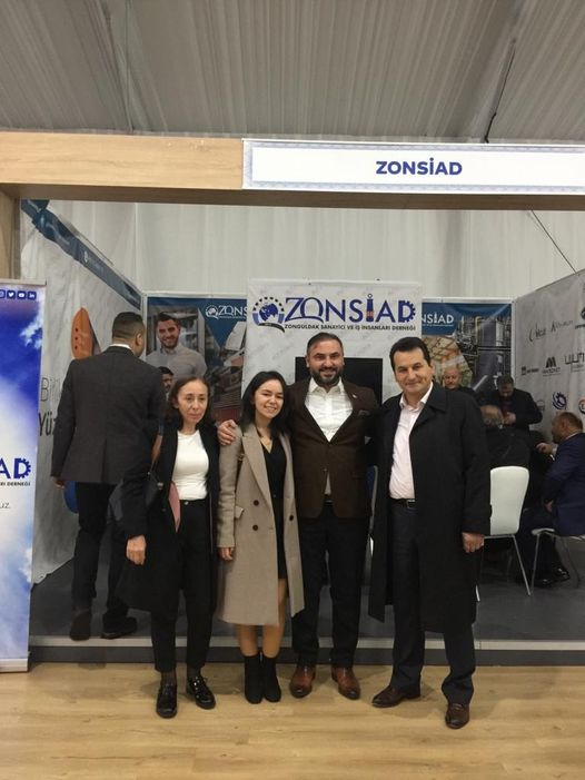 (ZONSİAD) Standını Nalan ŞENTÜRK ve ailesi ziyaret etti