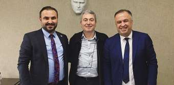 Sn. Nejdet Tıskaoğlu ve Sn. Erol Nalbant, Pusula Gazetesi İmtiyaz Sahibi Sn. Ali Rıza Tığ’ı Ziyaret Etti